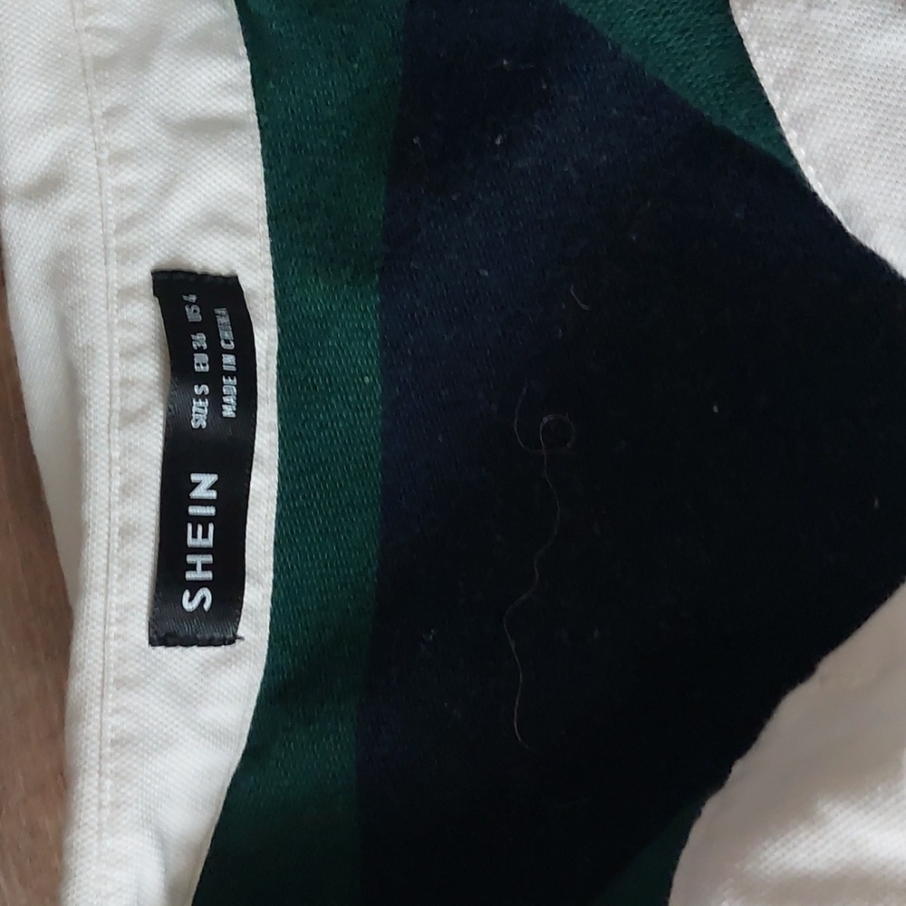 Crop top - Picture 3 of 6